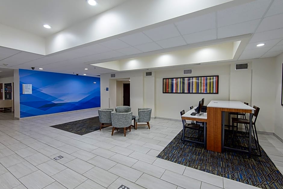 Holiday Inn Express & Suites Corpus Christi, an IHG Hotel