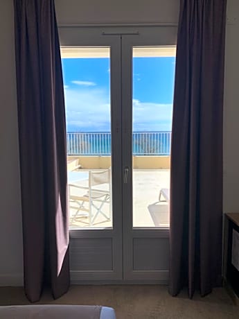 Double Room with Sea View and Terrace