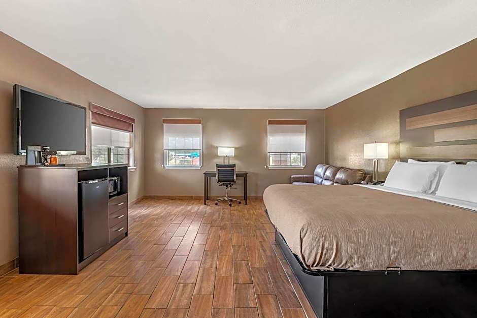 Quality Inn & Suites