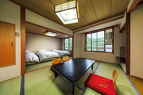 Triple Room with Shared Bathroom