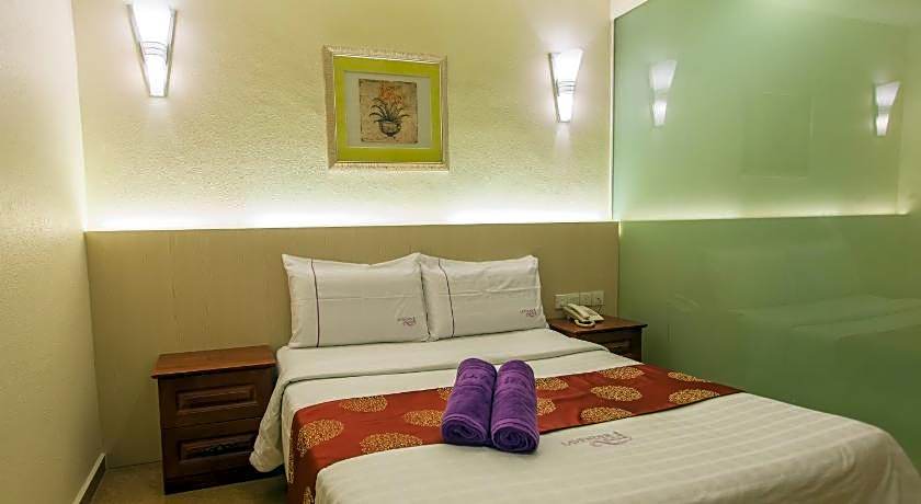 Hotel Zamburger Lavender Permas