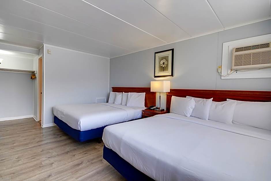 Rideau Oceanfront Motel