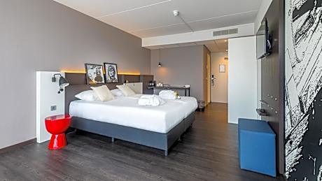 Comfort Double Room with Terrace