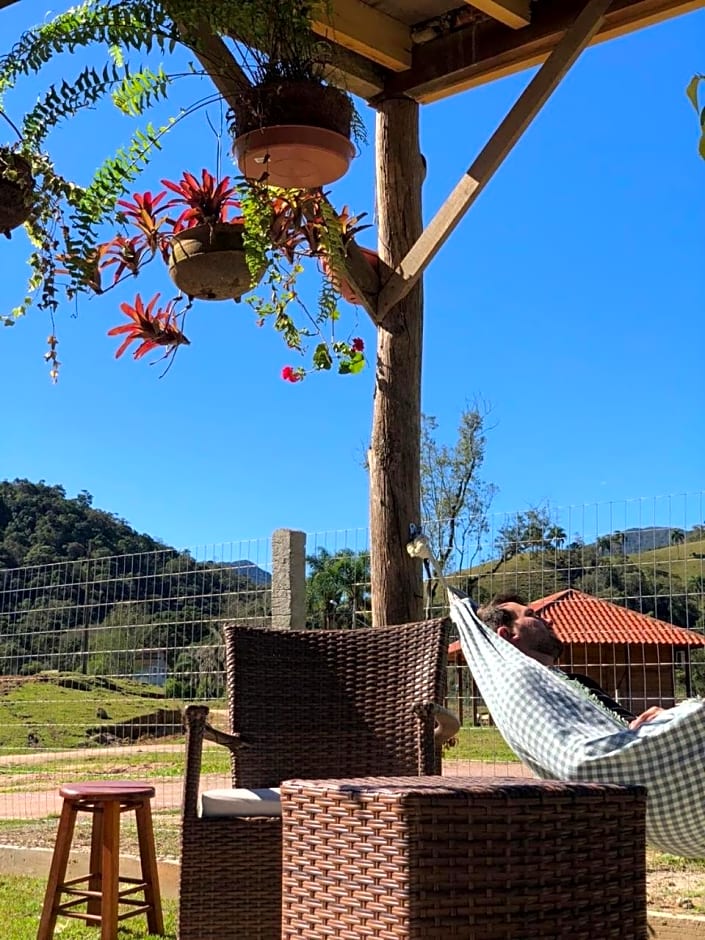 Caminhos da Serra do Tabuleiro - Chalé do Lago