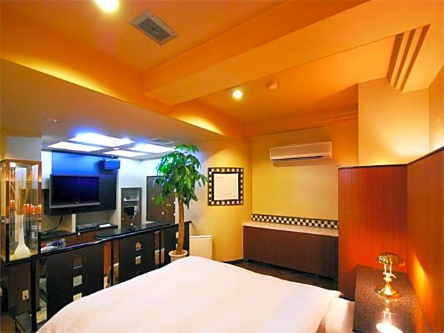 Hotel RR (Adult Only)