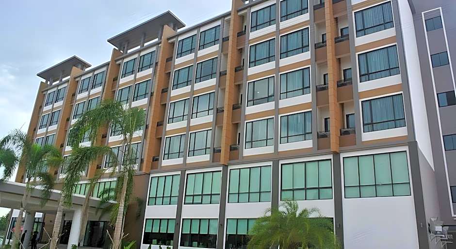 S Tara Grand Hotel