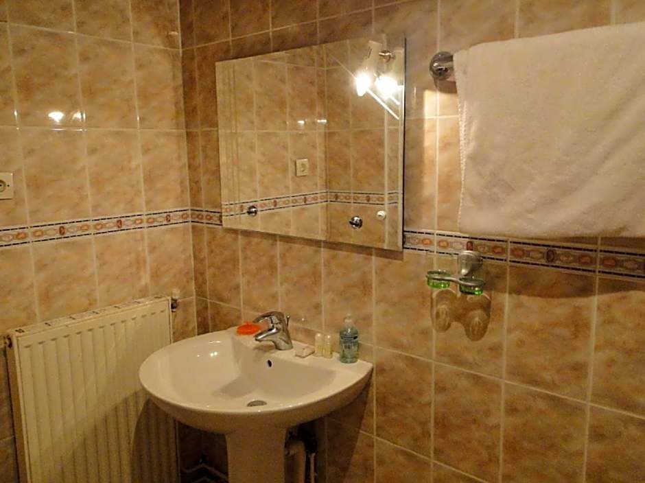 HOTEL EL BIAR
