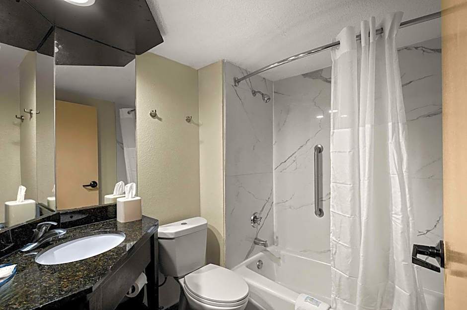 Quality Inn & Suites North Little Rock