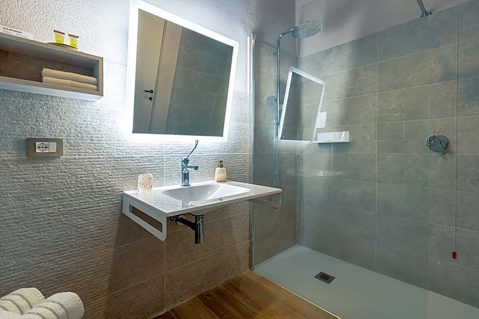 PedrAmare Suite
