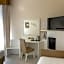 Hotel University