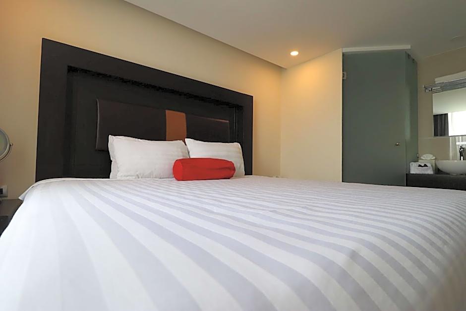 Best Western Plus Metepec & Suites