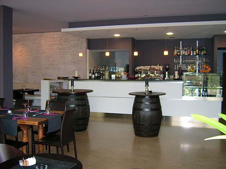 Hotel Cubamia – Romano d'Ezzelino, 