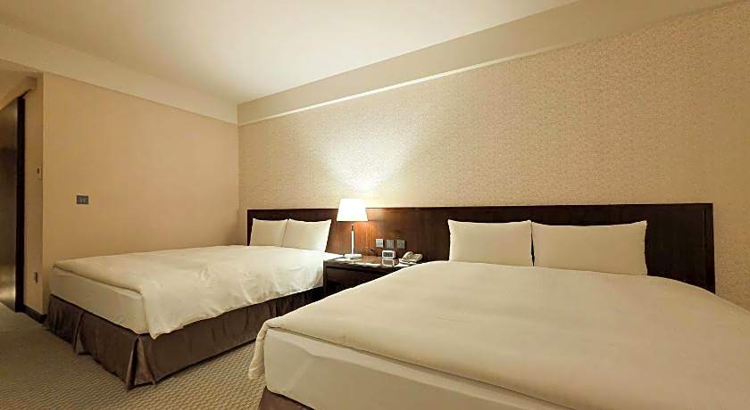 CHECK Inn Taichung LaiLai 