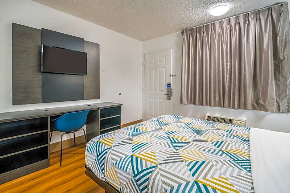 Motel 6-Irving, TX - Dallas