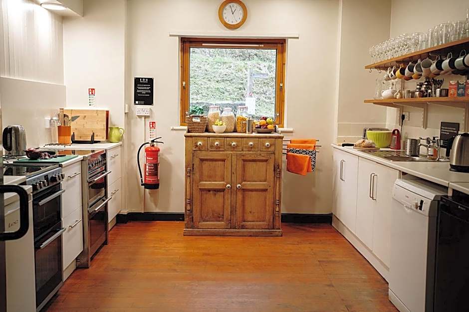 IOU Hebden Bridge Vegetarian Hostel