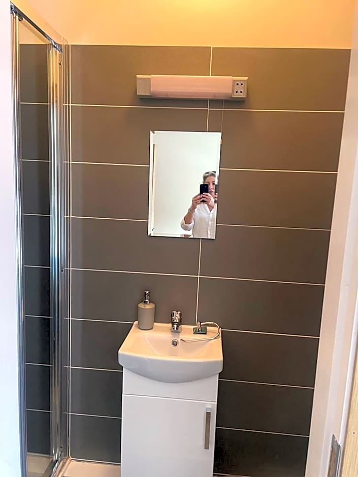 Danny's Bar & accommodation Broadford county Clare