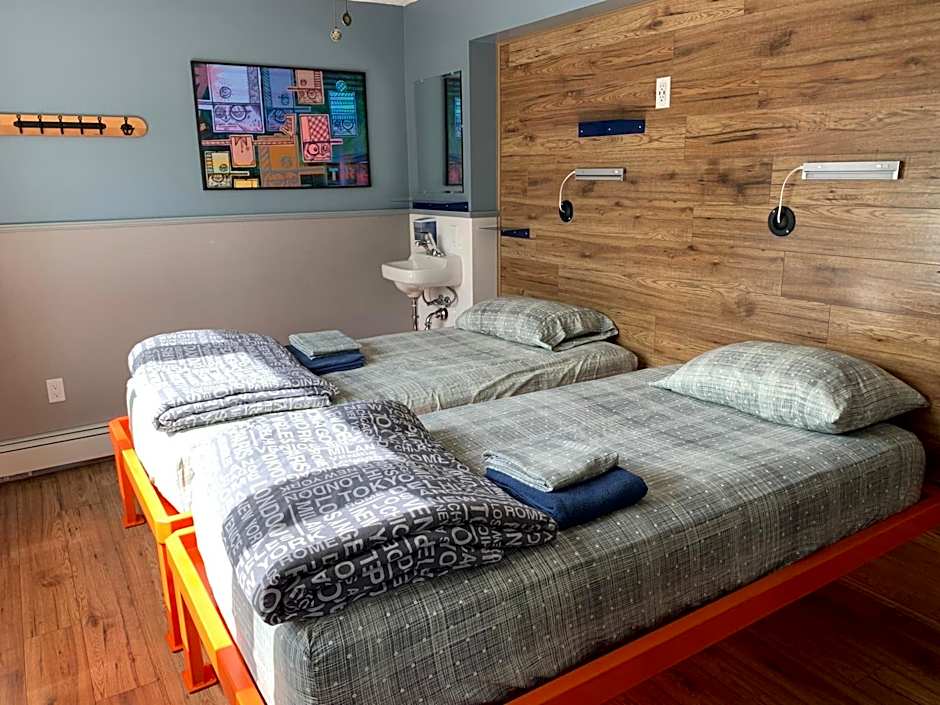 Jasper Downtown Hostel