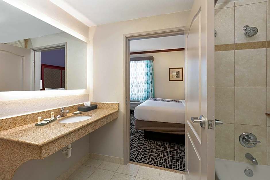 La Quinta Inn & Suites by Wyndham Lindale