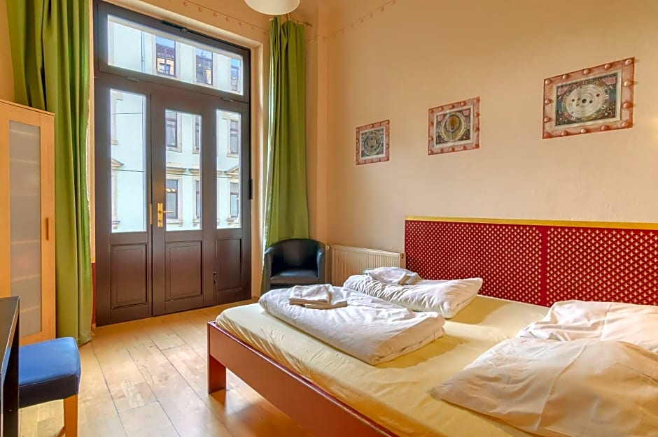 Hostel Mondpalast