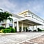 Microtel by Wyndham South Forbes near Nuvali