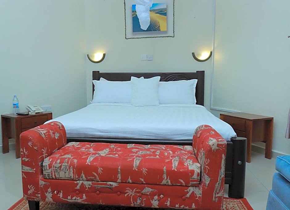 Mowicribs Hotel and Spa