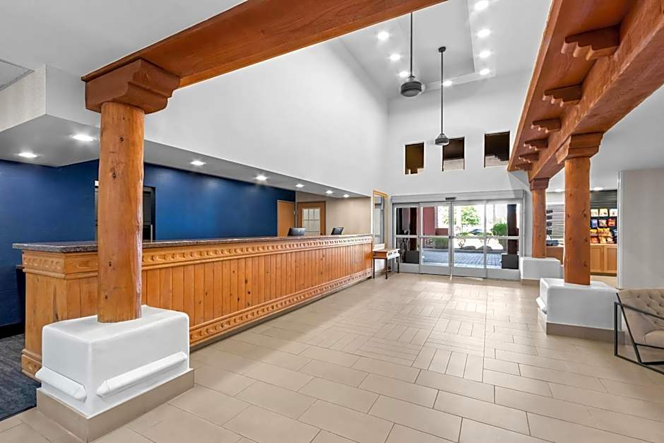 Red Lion Inn & Suites Goodyear - West Phoenix
