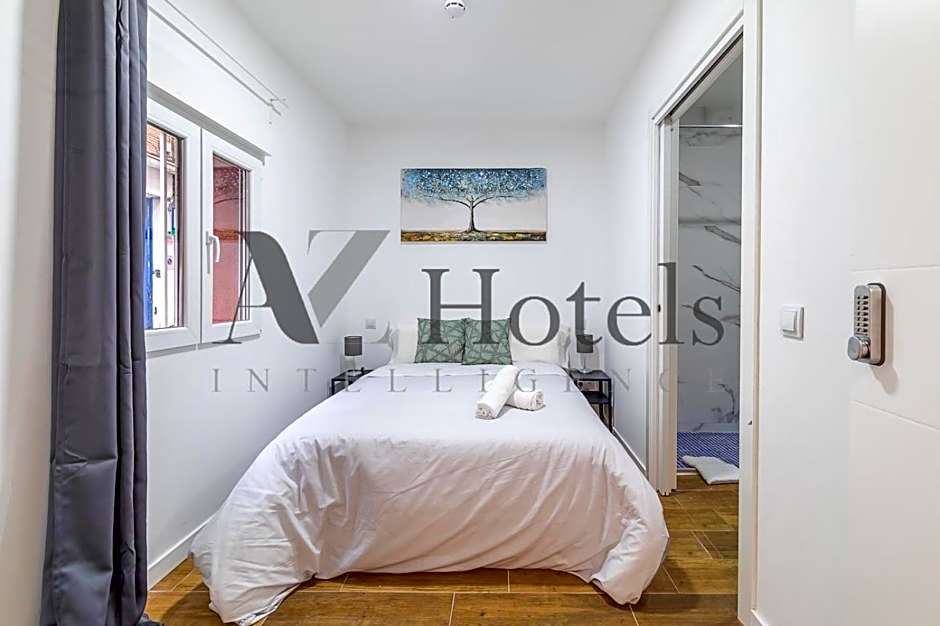 AYZ Luis Cabrera-Auto check-in property