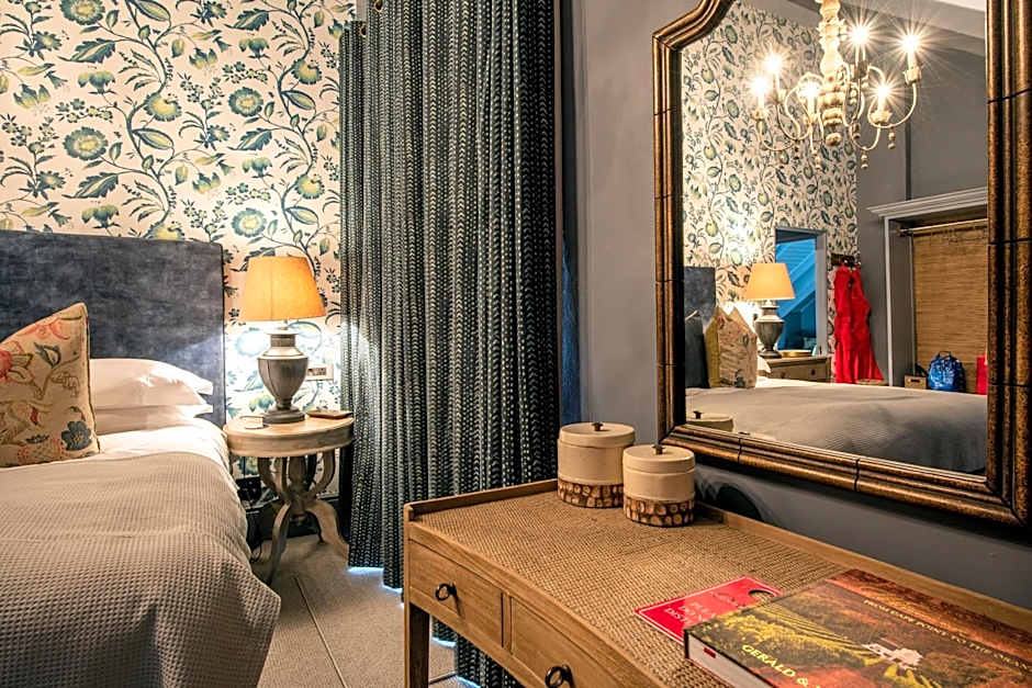 Avondrood Guest House by The Oyster Collection