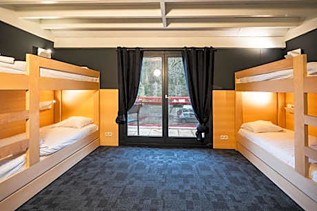 Mixed Dormitory Room