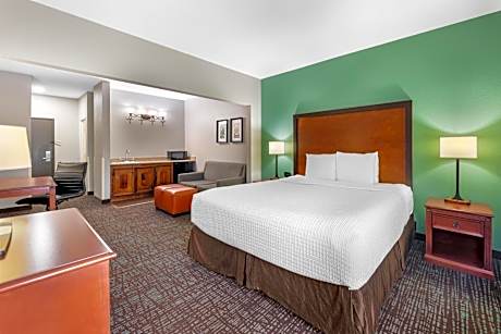 Best Western Plus Georgetown Inn & Suites
