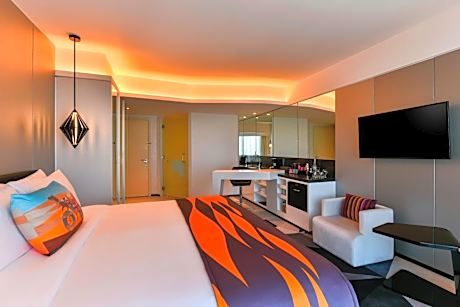 Standard Guest Room, 1 King Bed