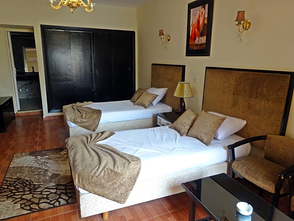 Indiana Hotel Cairo