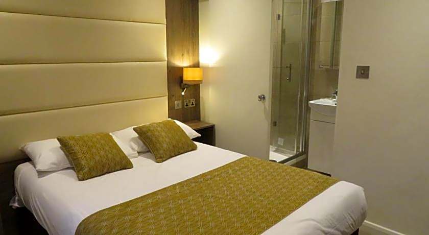 Glendale Hyde Park Hotel