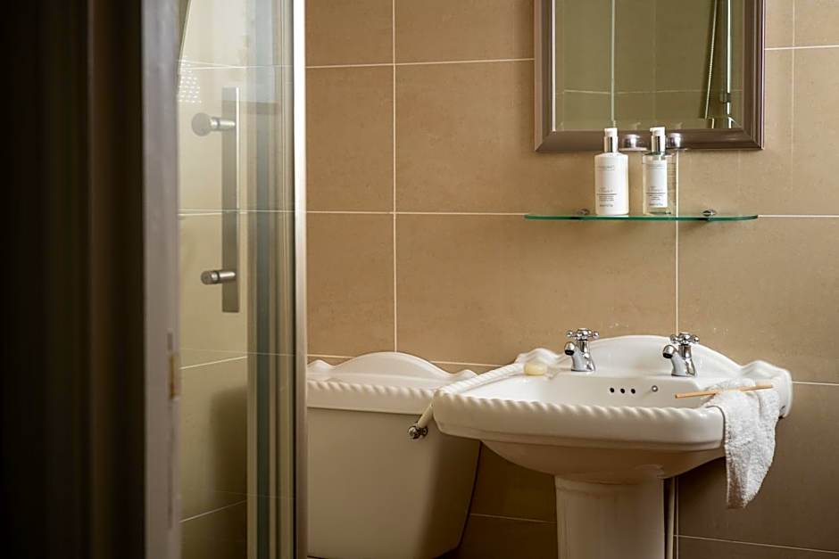 The Golden Lion at Settle