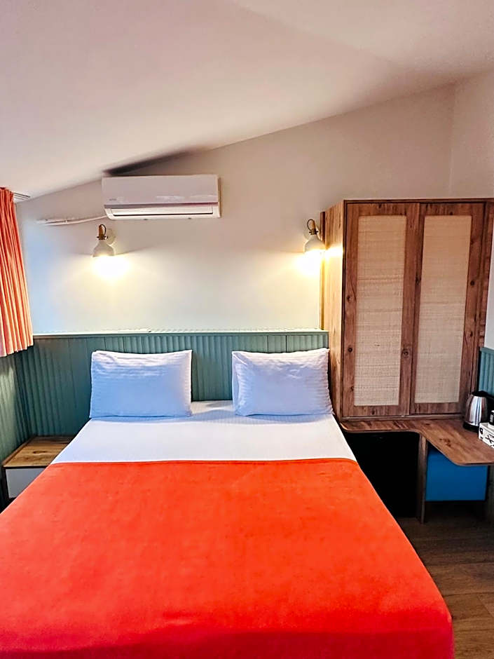 Casa Rosa Suites