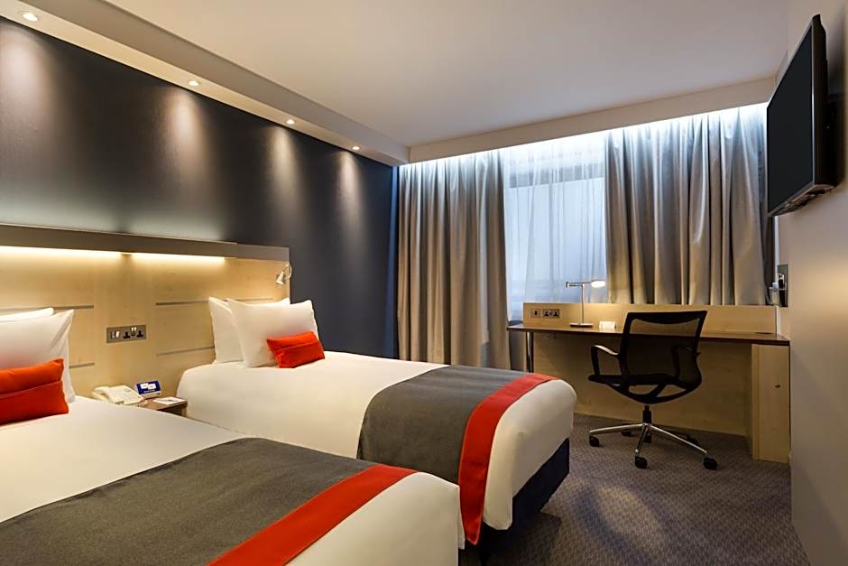 Holiday Inn Express London - Watford Junction By IHG