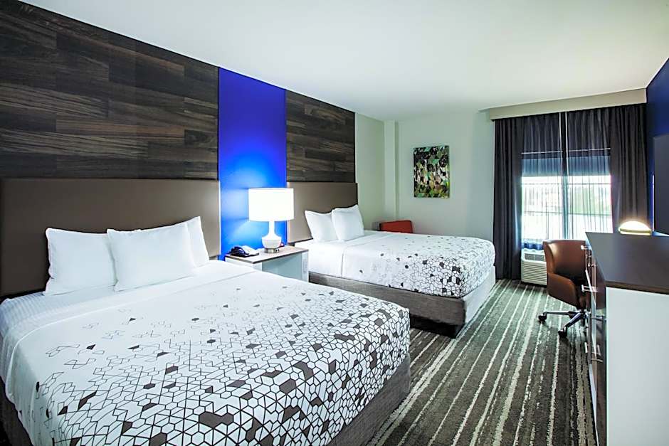 La Quinta Inn & Suites by Wyndham Owasso