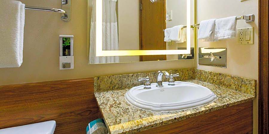 Maverick Hotel and Casino by Red Lion Hotels