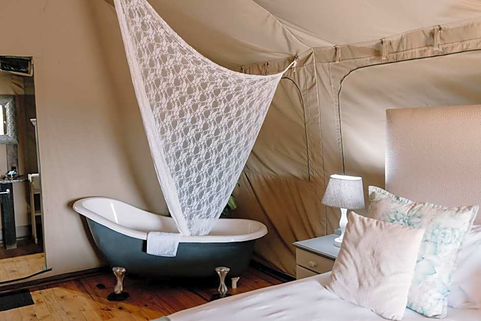 Chandelier Game Lodge