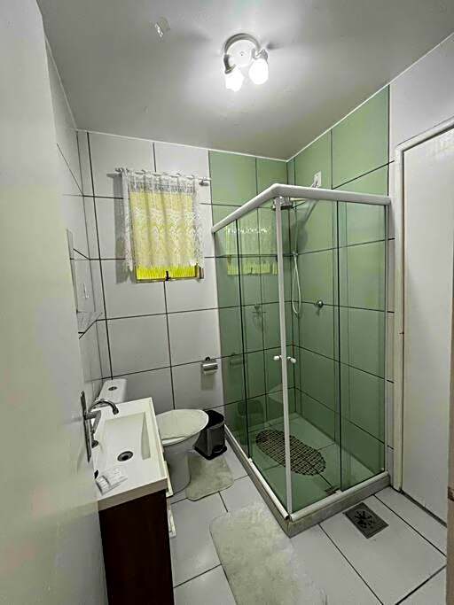 Casa espaçosa com piscina!