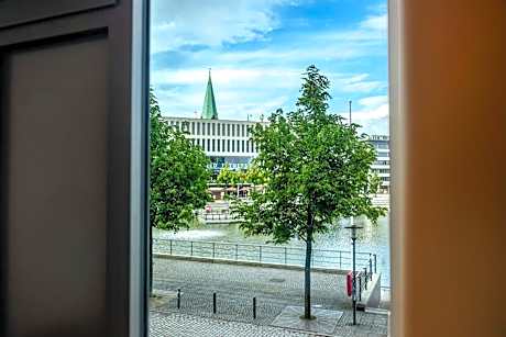 Standard Twin Room with View