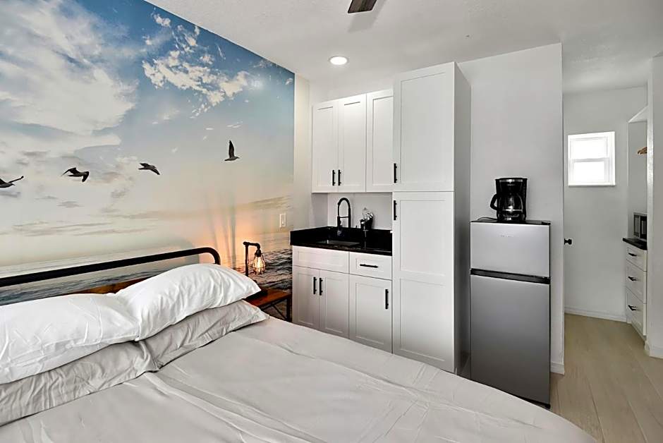 Blue Mist Motel - Room # 2