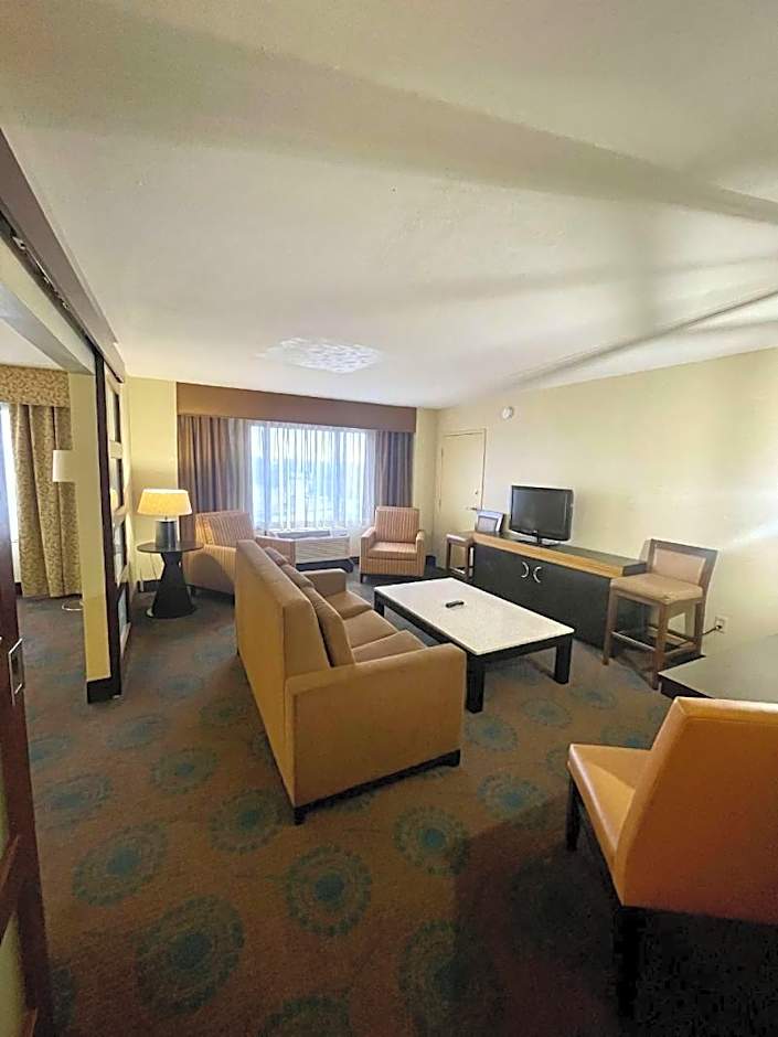 Brandywine Plaza Hotel