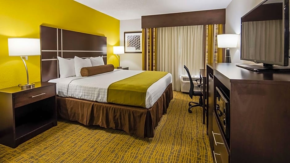 Best Western Plus Hanes Mall