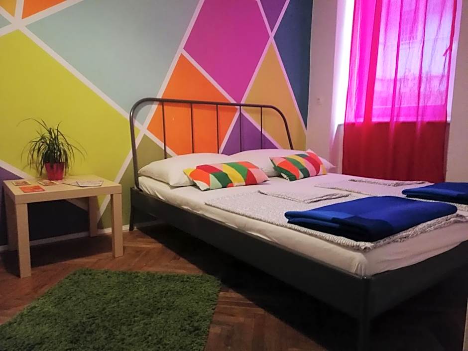 Budapest Party Hostel at Udvarom