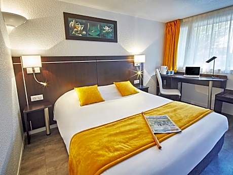 Double Room with One Double Bed