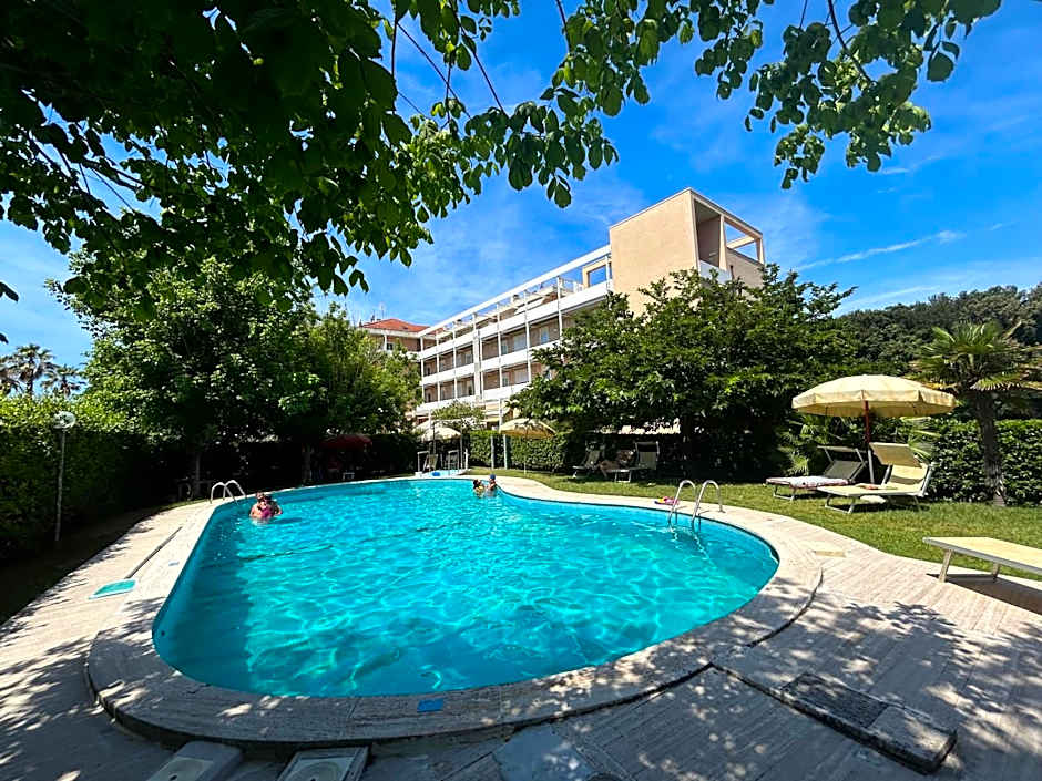 Casa sul mare- House on the sea- VERSILIA