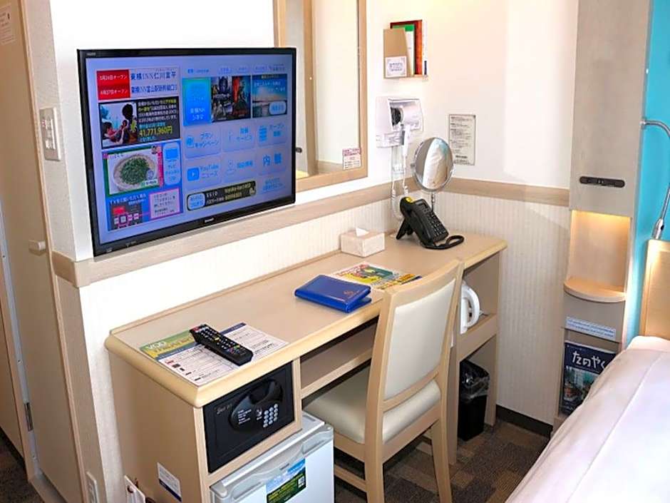 Toyoko Inn Ebina-eki Higashi-guchi