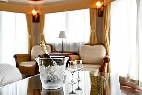 Suite with City View