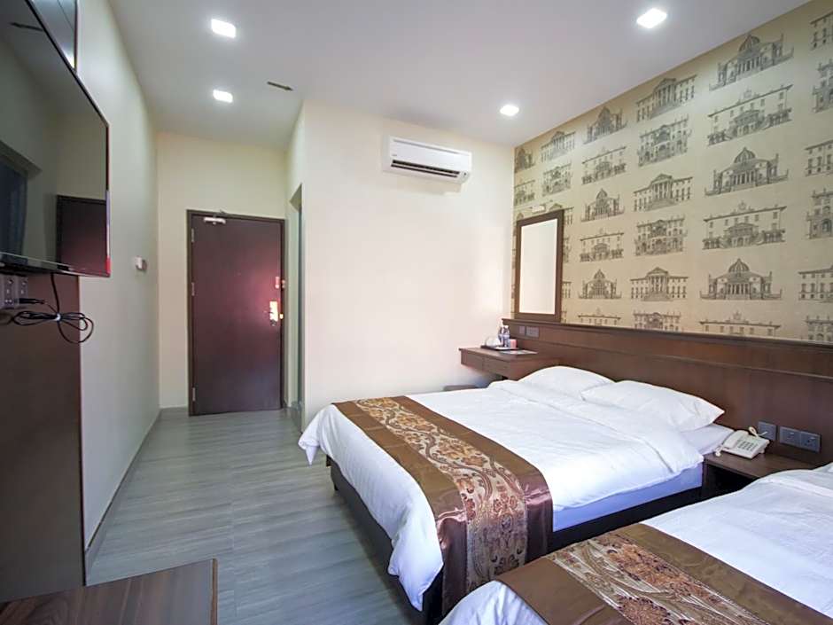 Islander Lodge by LWE